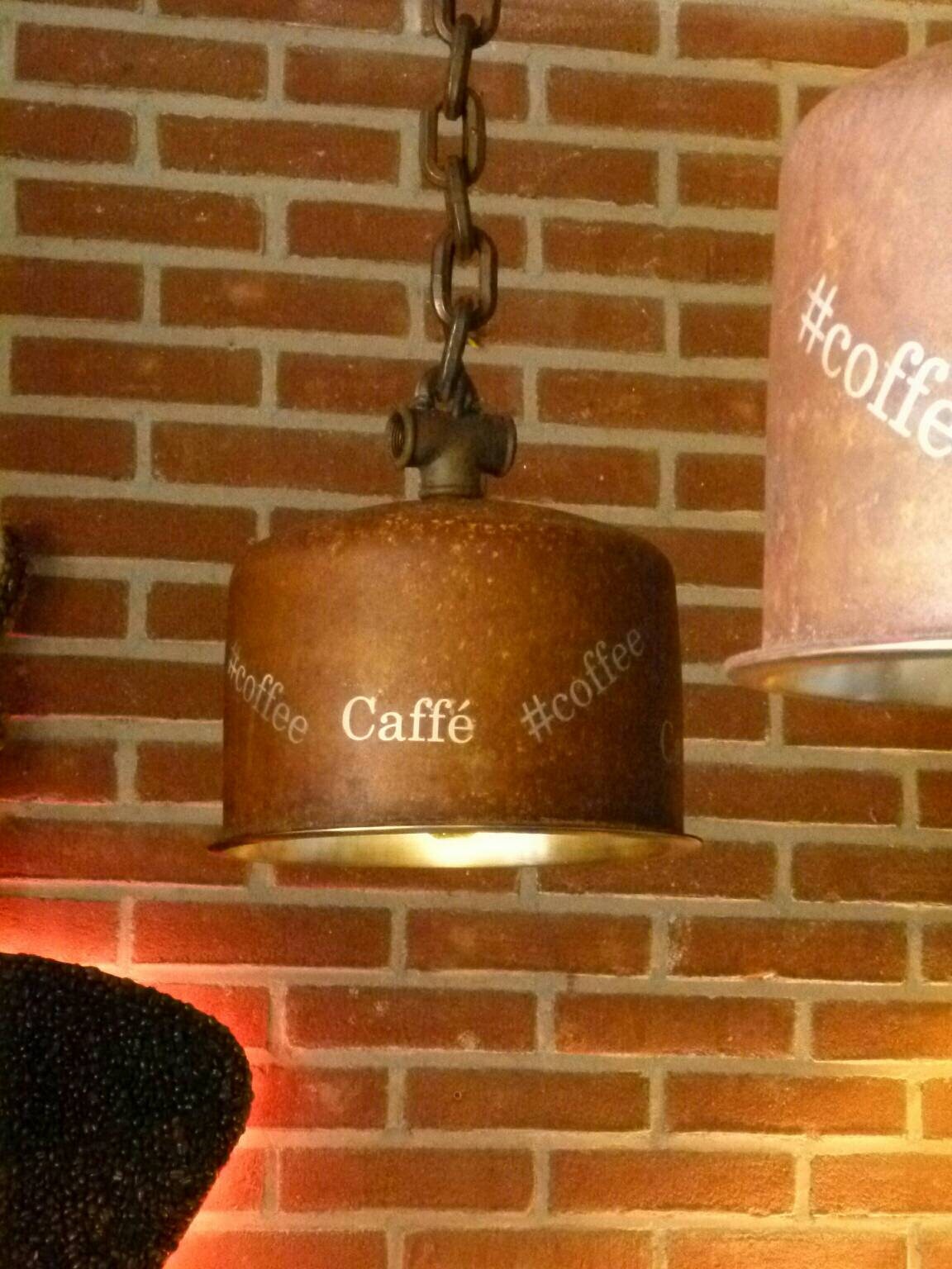 Industriële hanglamp "Rusty" met koffie tekst